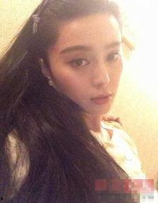 对镜自拍吃瓜,揭秘自拍背后的美食诱惑