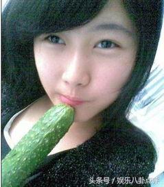 吃瓜群众短发美女